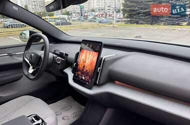 Внедорожник / Кроссовер Volvo EX30 2024 в 