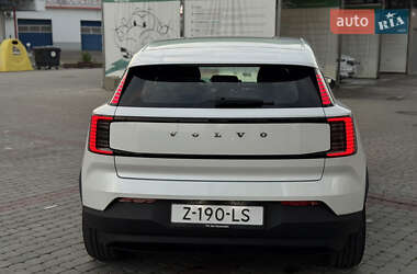 Внедорожник / Кроссовер Volvo EX30 2024 в 