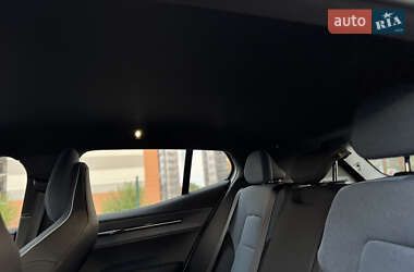Внедорожник / Кроссовер Volvo EX30 2024 в 