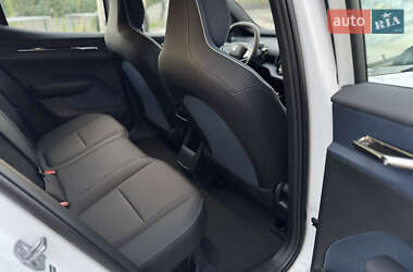 Внедорожник / Кроссовер Volvo EX30 2024 в 