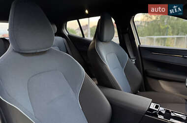 Внедорожник / Кроссовер Volvo EX30 2024 в 