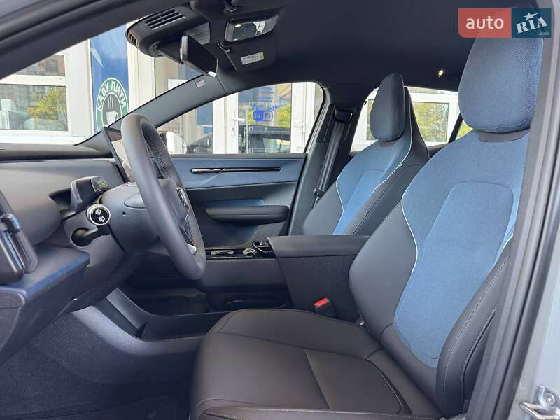 Внедорожник / Кроссовер Volvo EX30 2024 в Одессе