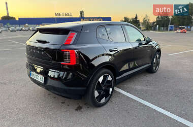 Внедорожник / Кроссовер Volvo EX30 2023 в 