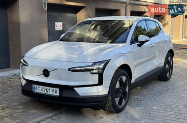 Volvo EX30 2024