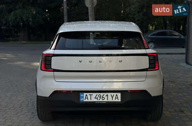 Внедорожник / Кроссовер Volvo EX30 2024 в 