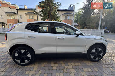 Внедорожник / Кроссовер Volvo EX30 2024 в 