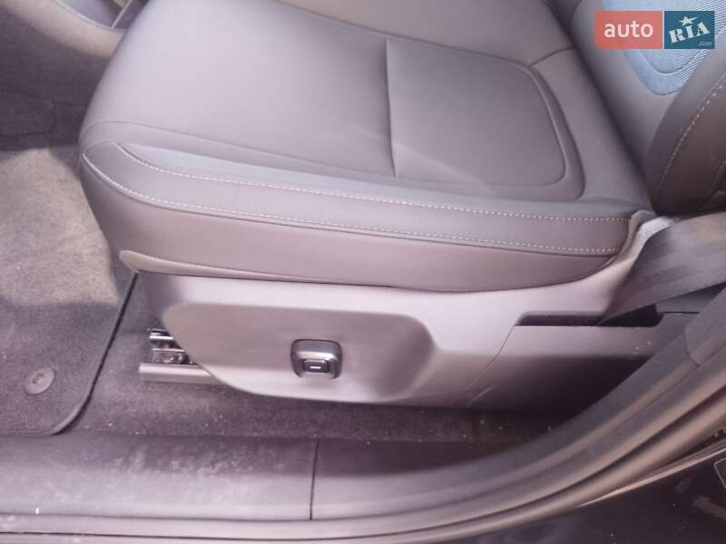 Позашляховик / Кросовер Volvo EX30 2024 в Львові фото 11 Позашляховик / Кросовер Volvo EX30 2024 в Львові