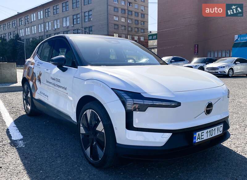 Позашляховик / Кросовер Volvo EX30 2024 в Дніпрі