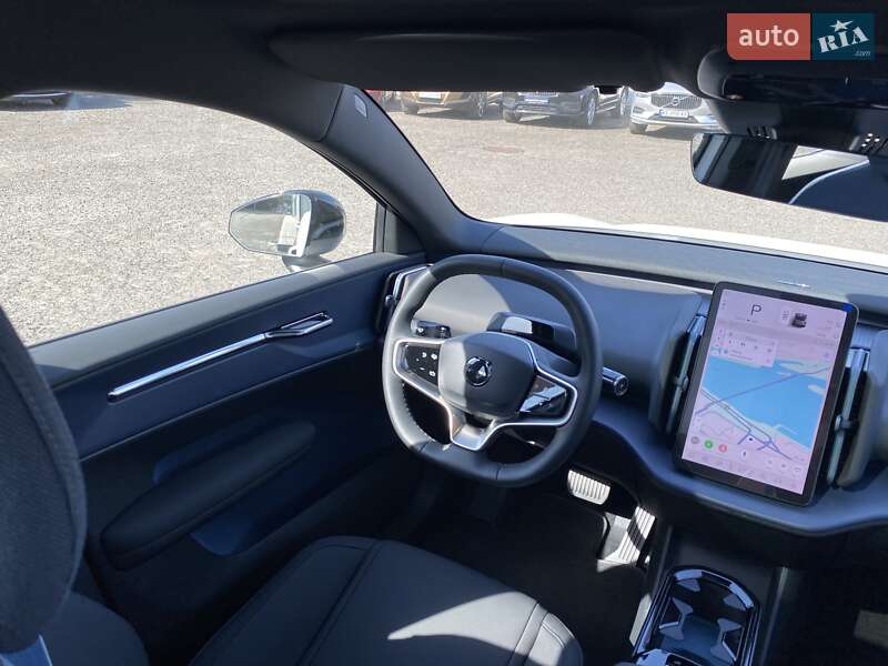 Позашляховик / Кросовер Volvo EX30 2024 в Дніпрі