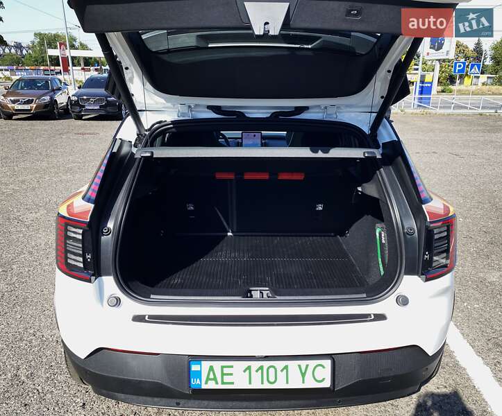 Позашляховик / Кросовер Volvo EX30 2024 в Дніпрі