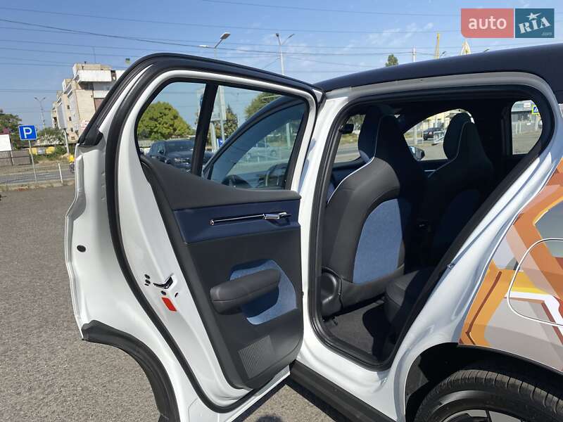 Позашляховик / Кросовер Volvo EX30 2024 в Дніпрі