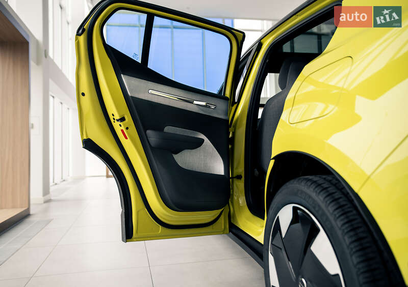 Позашляховик / Кросовер Volvo EX30 2024 в Харкові фото 16 Позашляховик / Кросовер Volvo EX30 2024 в Харкові