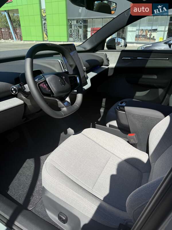 Внедорожник / Кроссовер Volvo EX30 2025 в Киеве фото 10 Внедорожник / Кроссовер Volvo EX30 2025 в Киеве