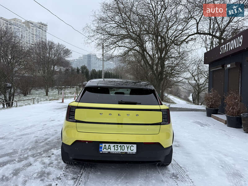 Внедорожник / Кроссовер Volvo EX30 2024 в Одессе