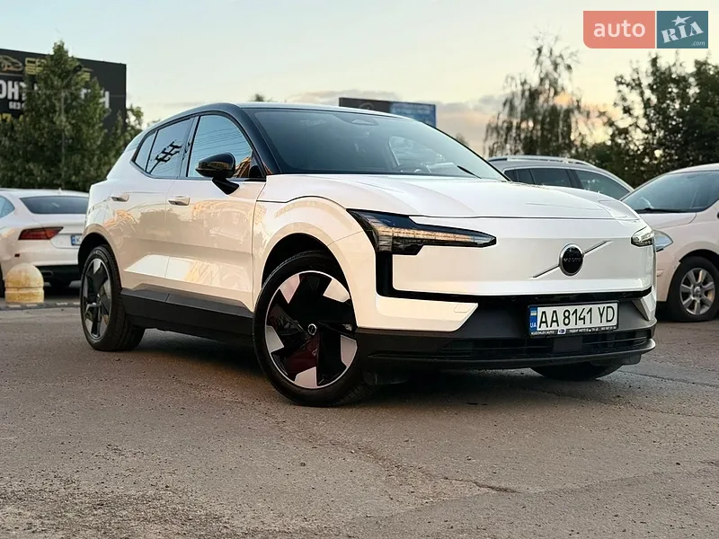 Volvo EX30