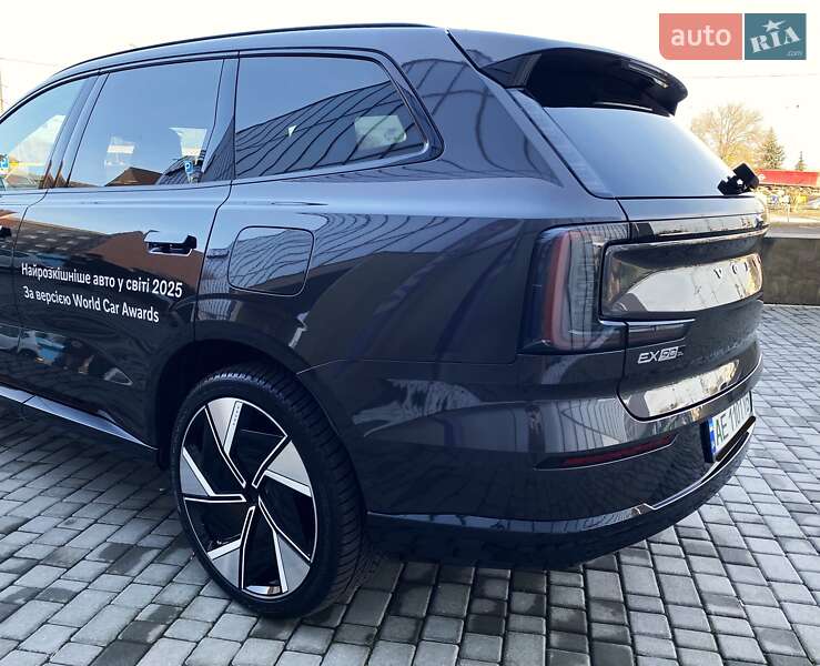 Позашляховик / Кросовер Volvo EX90 2025 в Дніпрі фото 14 Позашляховик / Кросовер Volvo EX90 2025 в Дніпрі