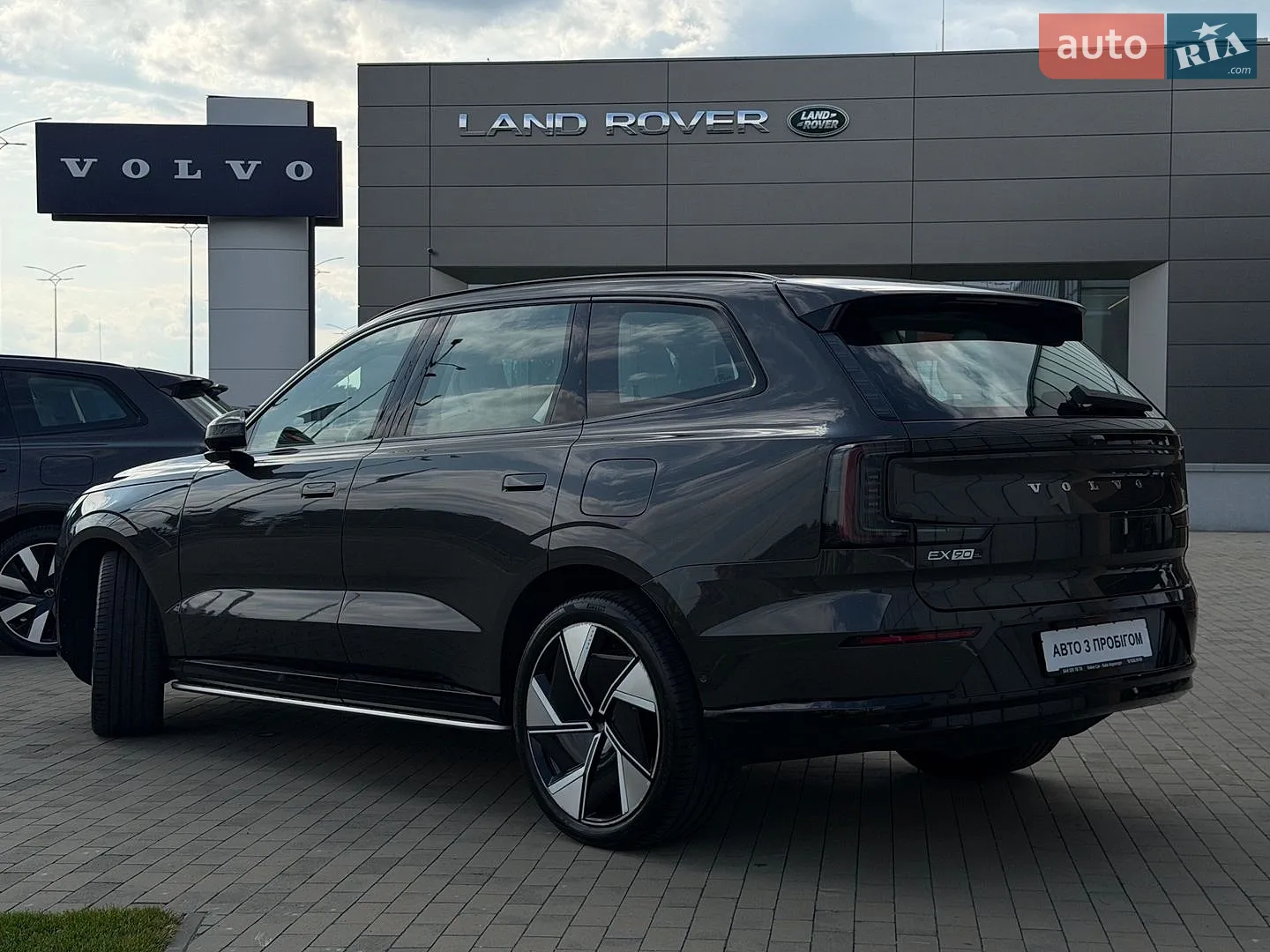 2025 Volvo EX90 - мініатюра 6