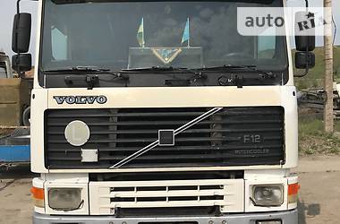 Тягач Volvo F12 1991 в 
