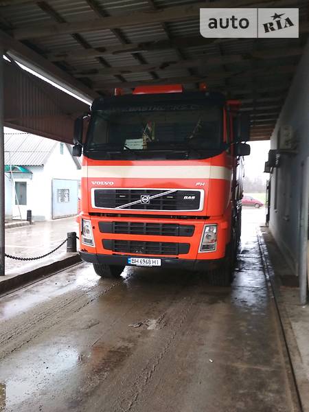 Самосвал Volvo F12 2006 в Одессе