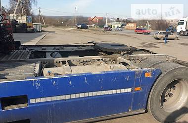 Тягач Volvo F12 2001 в Харькове