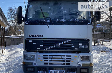 Тягач Volvo F12 1996 в Киеве