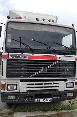 Тягач Volvo F12 1994 в Кременной