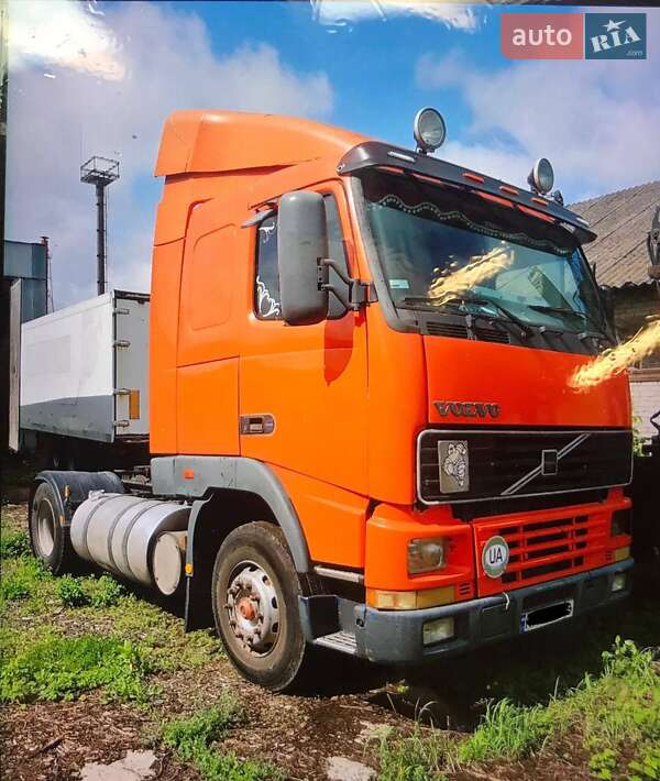 Лесовоз / Сортиментовоз Volvo F12 1993 в Киеве