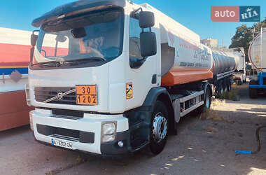 Бензовоз Volvo FE 2010 в Одесі