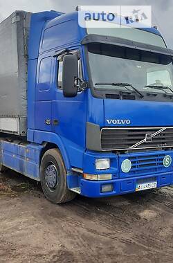 Тентований Volvo FH 12 2000 в Києві