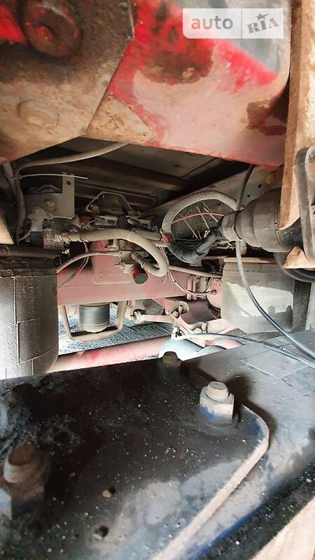 Контейнеровоз Volvo FH 12 2003 в Ужгороді