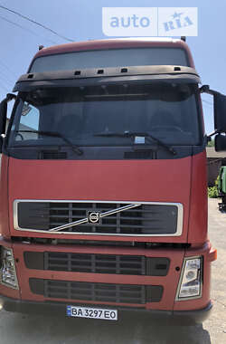 Кран-манипулятор Volvo FH 12 2004 в Березане