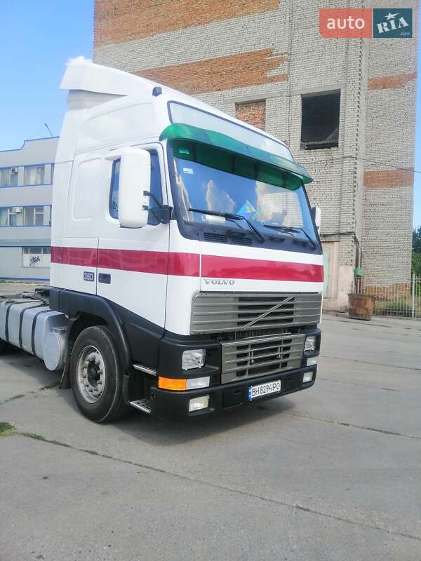 Тягач Volvo FH 12 2000 в Черноморске