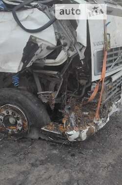 Другие грузовики Volvo FH 12 2006 в 
