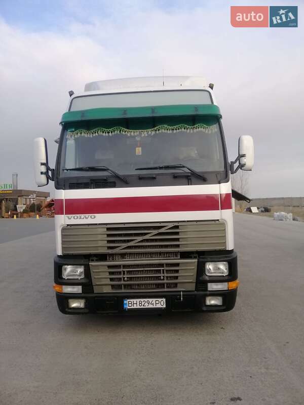 Тягач Volvo FH 12 2000 в Черноморске