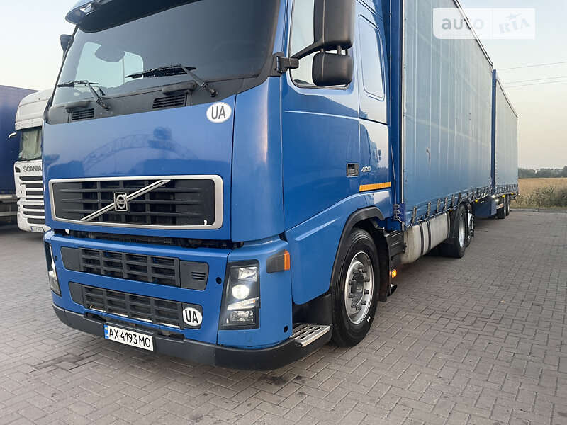 Тентованый Volvo FH 12 2003 в Киеве