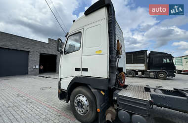 Тягач Volvo FH 12 1998 в 