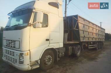 Зерновоз Volvo FH 12 2004 в 