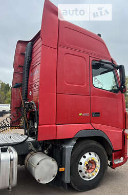 Тягач Volvo FH 12 2004 в Києві