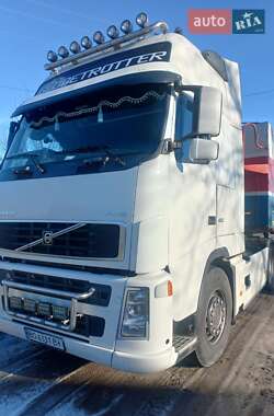 Грузовой фургон Volvo FH 12 2005 в Почаеве