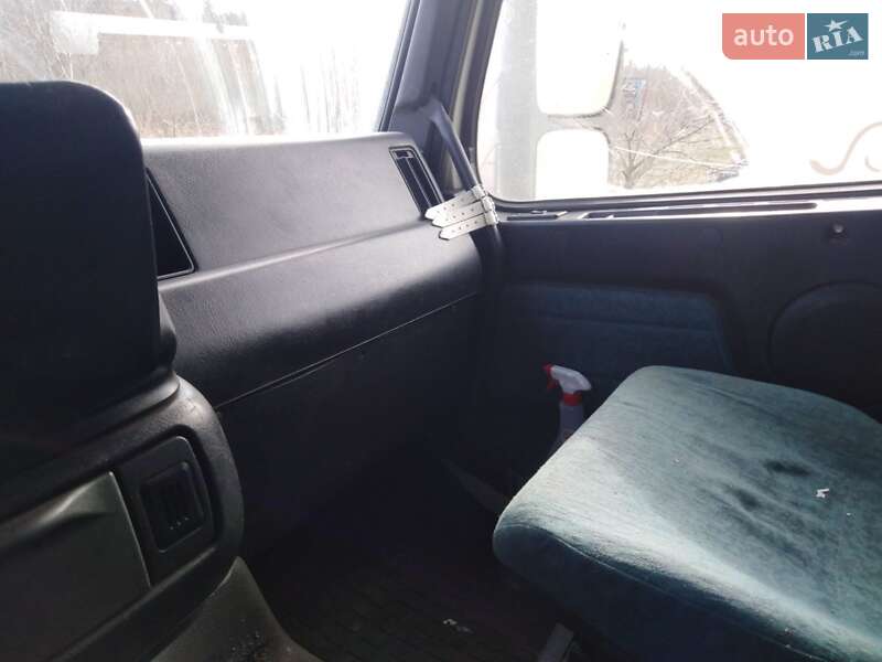 Тягач Volvo FH 12 2001 в Чернівцях фото 12 Тягач Volvo FH 12 2001 в Чернівцях