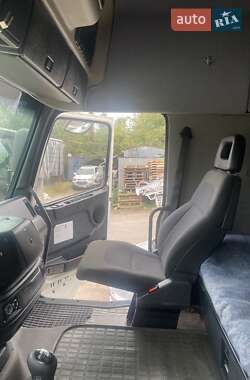 Тягач Volvo FH 12 2001 в 
