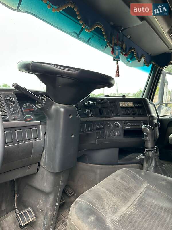 Зерновоз Volvo FH 12 2005 в Днепре