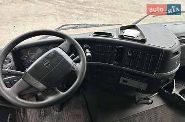Зерновоз Volvo FH 12 2004 в 