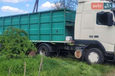 Зерновоз Volvo FH 12 1997 в 