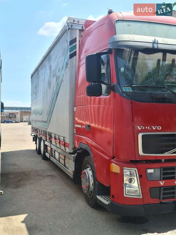 Тентованый Volvo FH 12 2004 в Николаеве