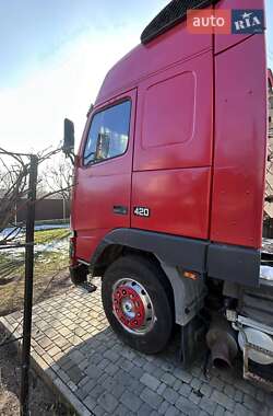 Контейнеровоз Volvo FH 12 1999 в 