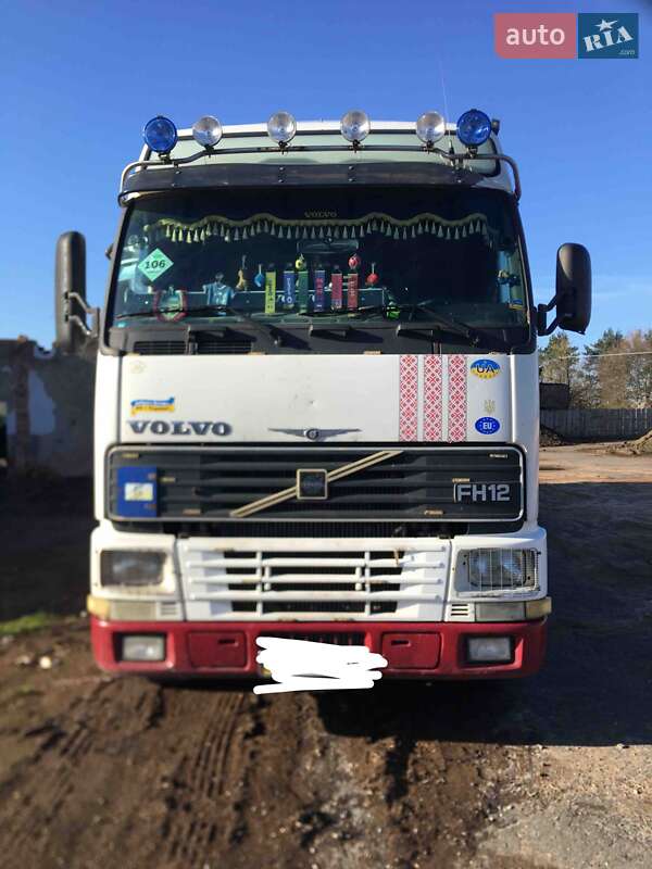 Тягач Volvo FH 12 2001 в Дубні