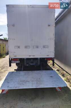 Грузовой фургон Volvo FH 12 1999 в 