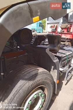 Тягач Volvo FH 12 2001 в 
