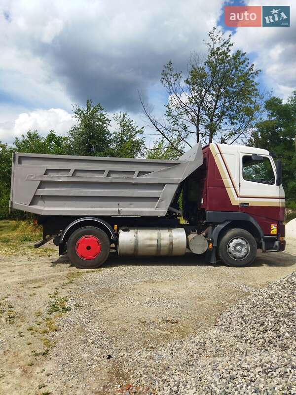 Самоскид Volvo FH 12 1999 в Івано-Франківську